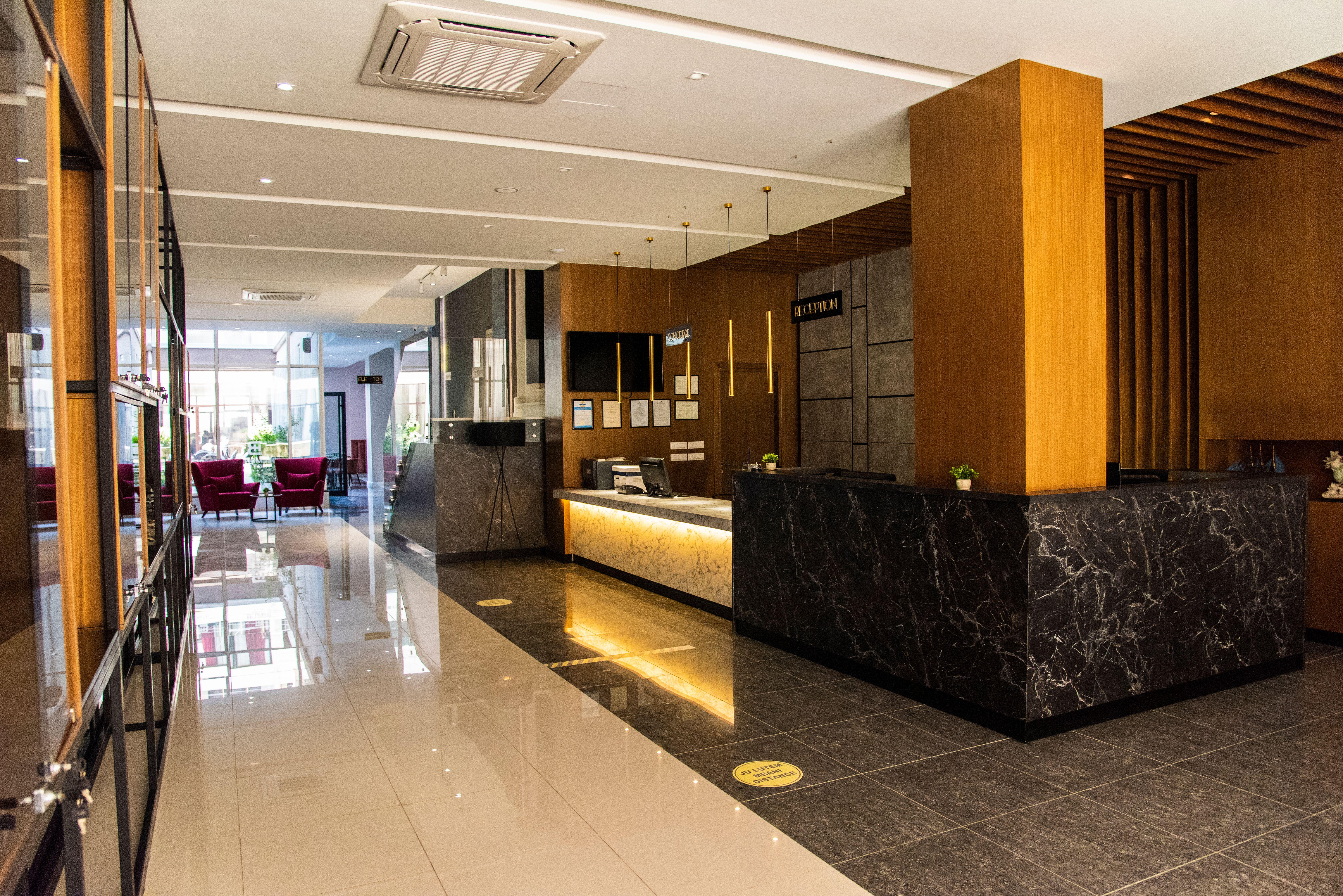 Vh Belmond Durres Hotel And Restaurant Exterior foto